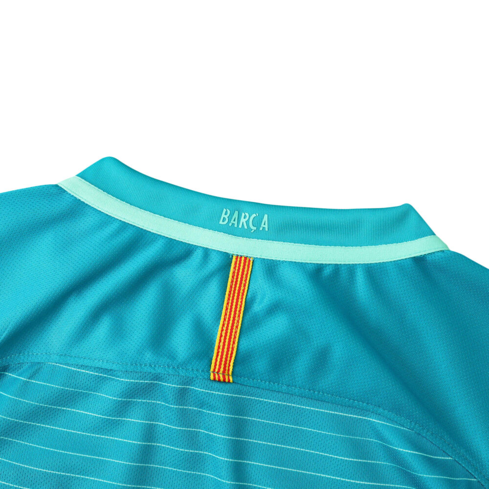 Close-up of the collar on Barcelona Retro Third 2016/17 Fan Version jersey, featuring "BARCA" text and orange detail.