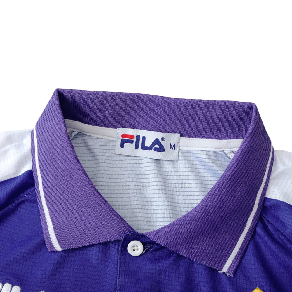 Close-up of the collar and FILA logo on the Fiorentina Retro Home 1998/99 Fan Version jersey.
