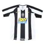 Juventus Retro Home Jersey - 2004/05 Fan Version with black and white stripes, Nike logo, SKY SPORT sponsor, and team crest.