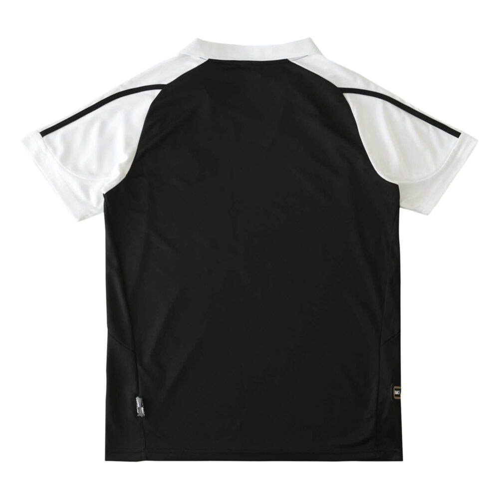 Real Madrid Retro Away 2001/02 Fan Version jersey, black with white sleeves and shoulders, displayed on a product page.