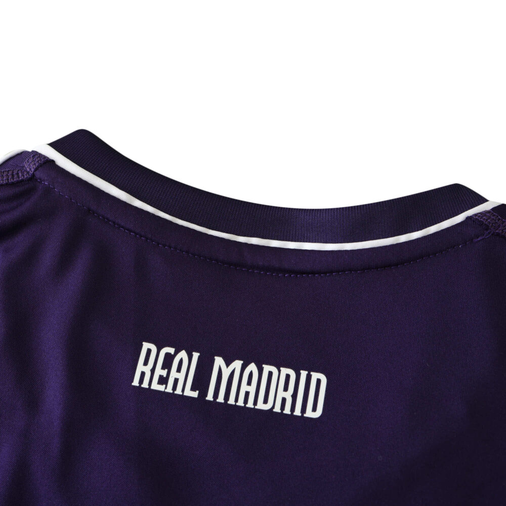 Close-up view of the back collar of Real Madrid Retro Third 2010/11 Fan Version jersey, showcasing the "REAL MADRID" text.