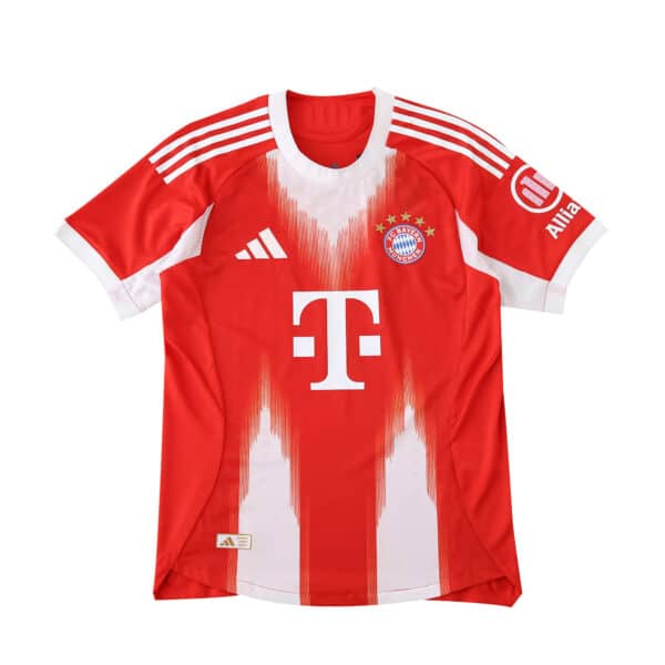Bayern Munich Home 2025/26 Player Version jersey in red and white with sponsor logos and club badge.