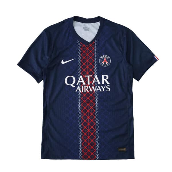 Paris Saint-Germain 2025/26 home player version jersey with Qatar Airways sponsor and club crest.