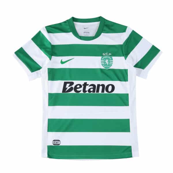 Sporting CP 2025/26 home jersey, green and white hoops, Nike logo, Betano sponsor, fan version.