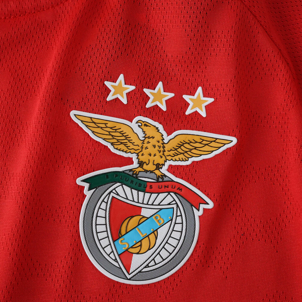 SL Benfica home 2025/26 player version shirt featuring club crest with three stars on red fabric.