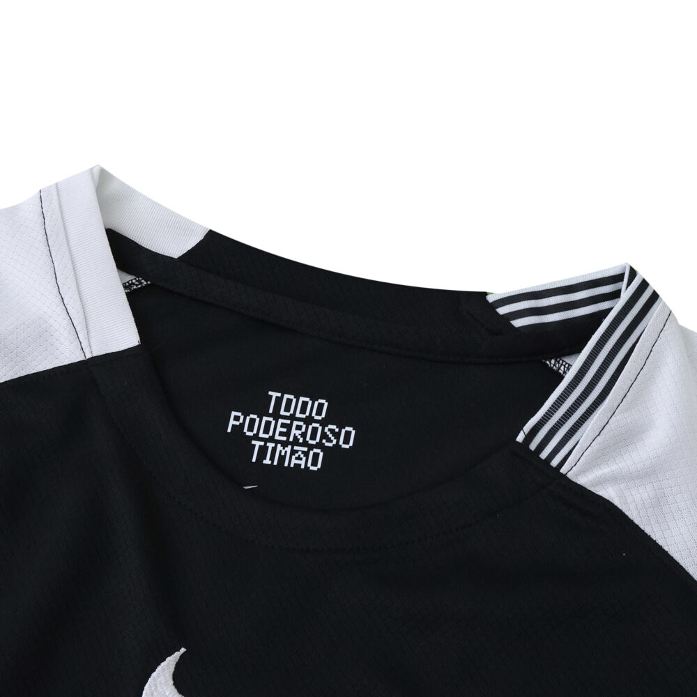 Close-up of the collar on the Corinthians Away 2025/26 Fan Version jersey, showing "Todo Poderoso Timão" text inside.