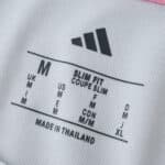 Close-up of the size and fit label inside the Juventus Home 2025/26 Fan Version jersey.