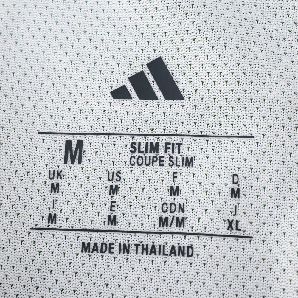 Size tag for River Plate Home 2025/26 Player Version jersey, showing Adidas logo and size M.