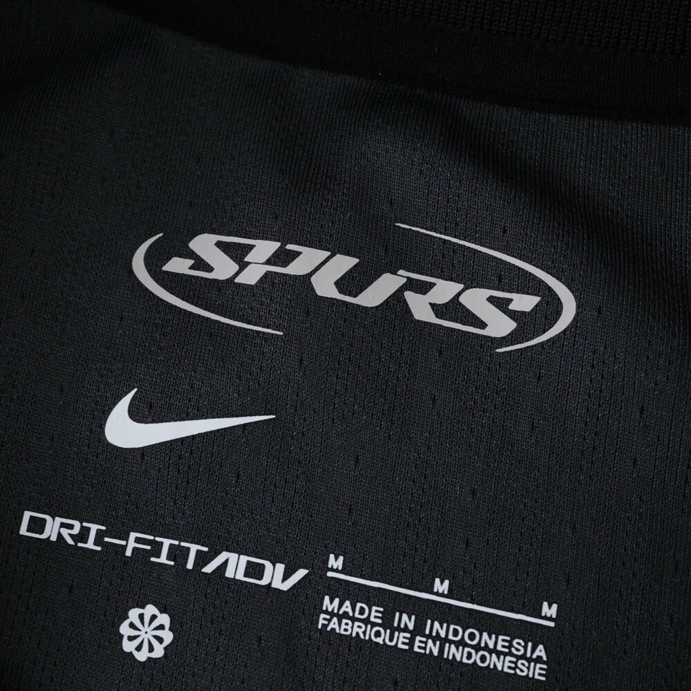 Close-up of Tottenham Hotspur Away 2025/26 Player Version jersey featuring SPURS logo and Nike branding.