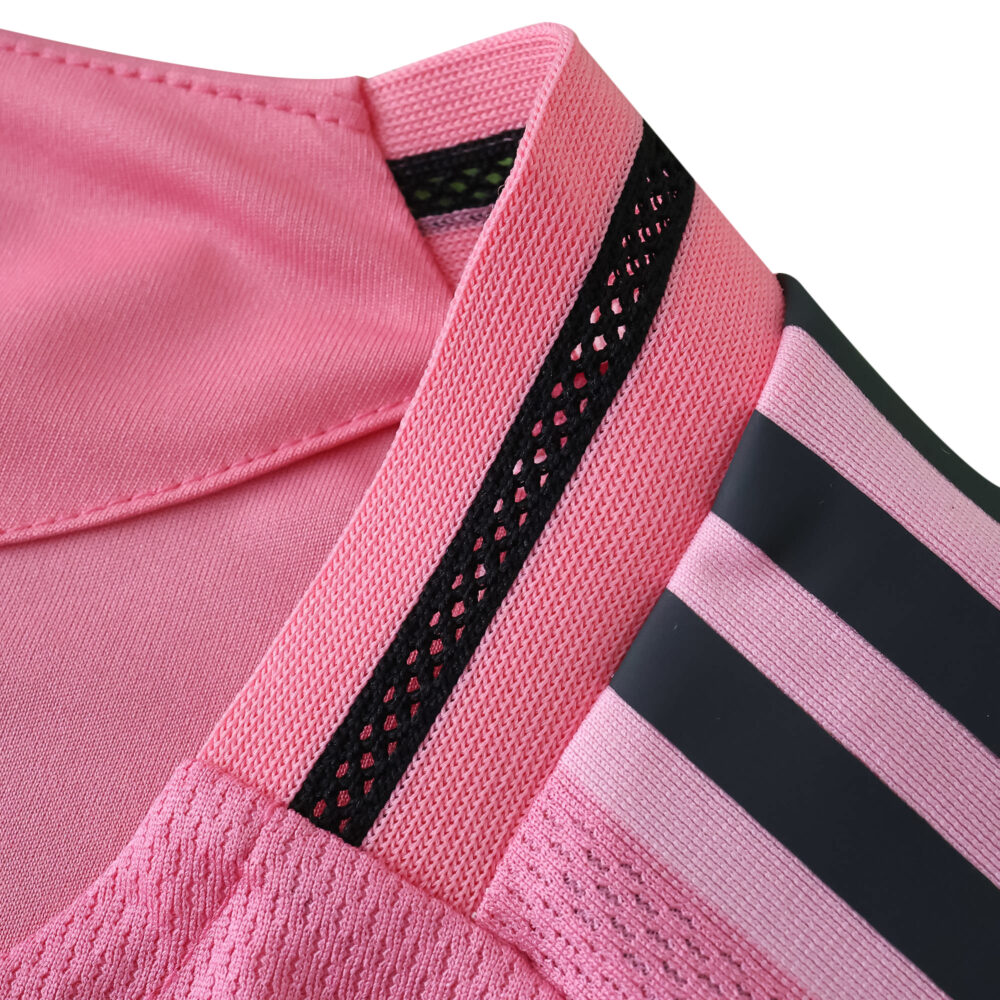 Close-up of the Inter Miami CF 2025/26 home player version jersey collar and shoulder details in pink.