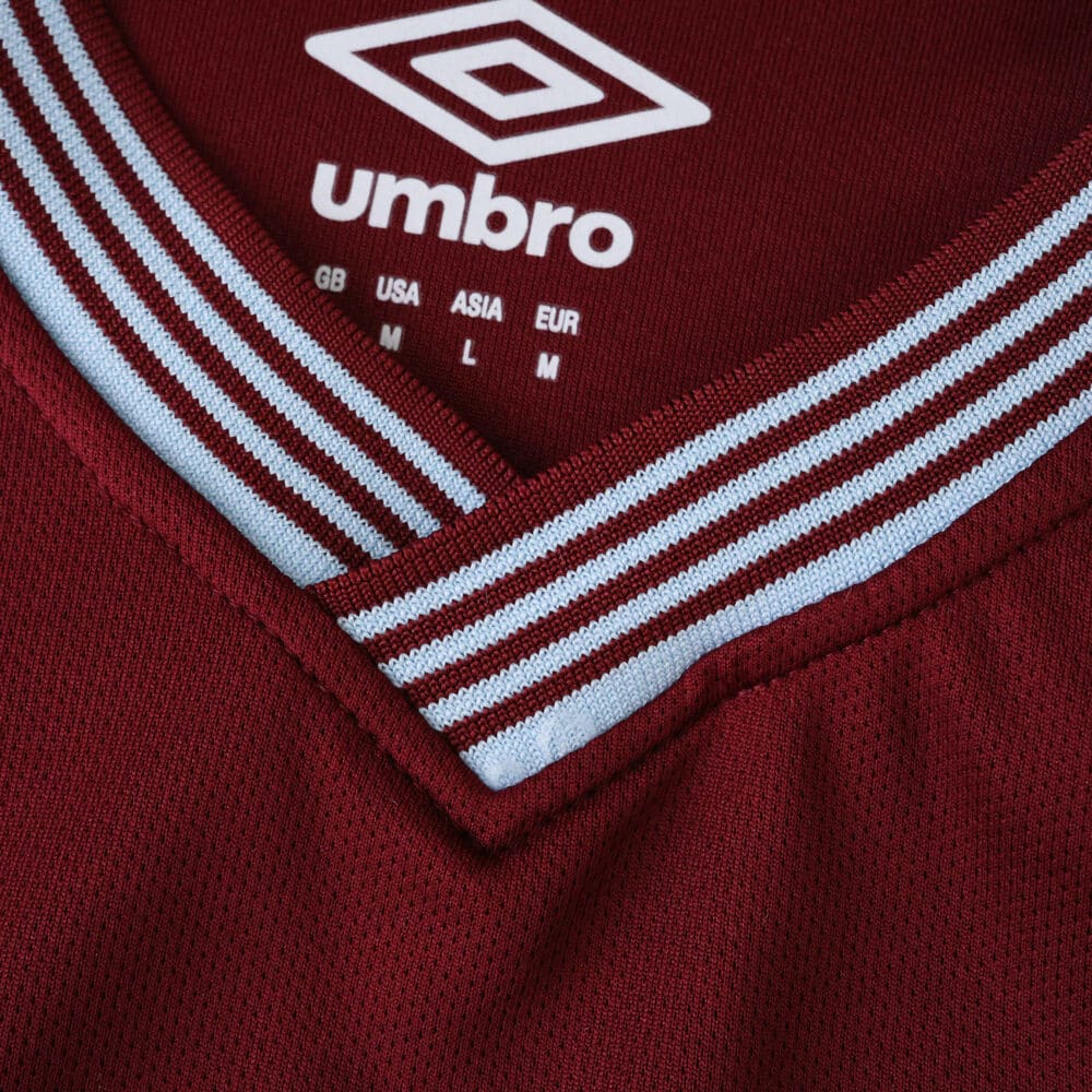 Close-up of the West Ham United 2025/26 Home Fan Version jersey collar with Umbro logo.