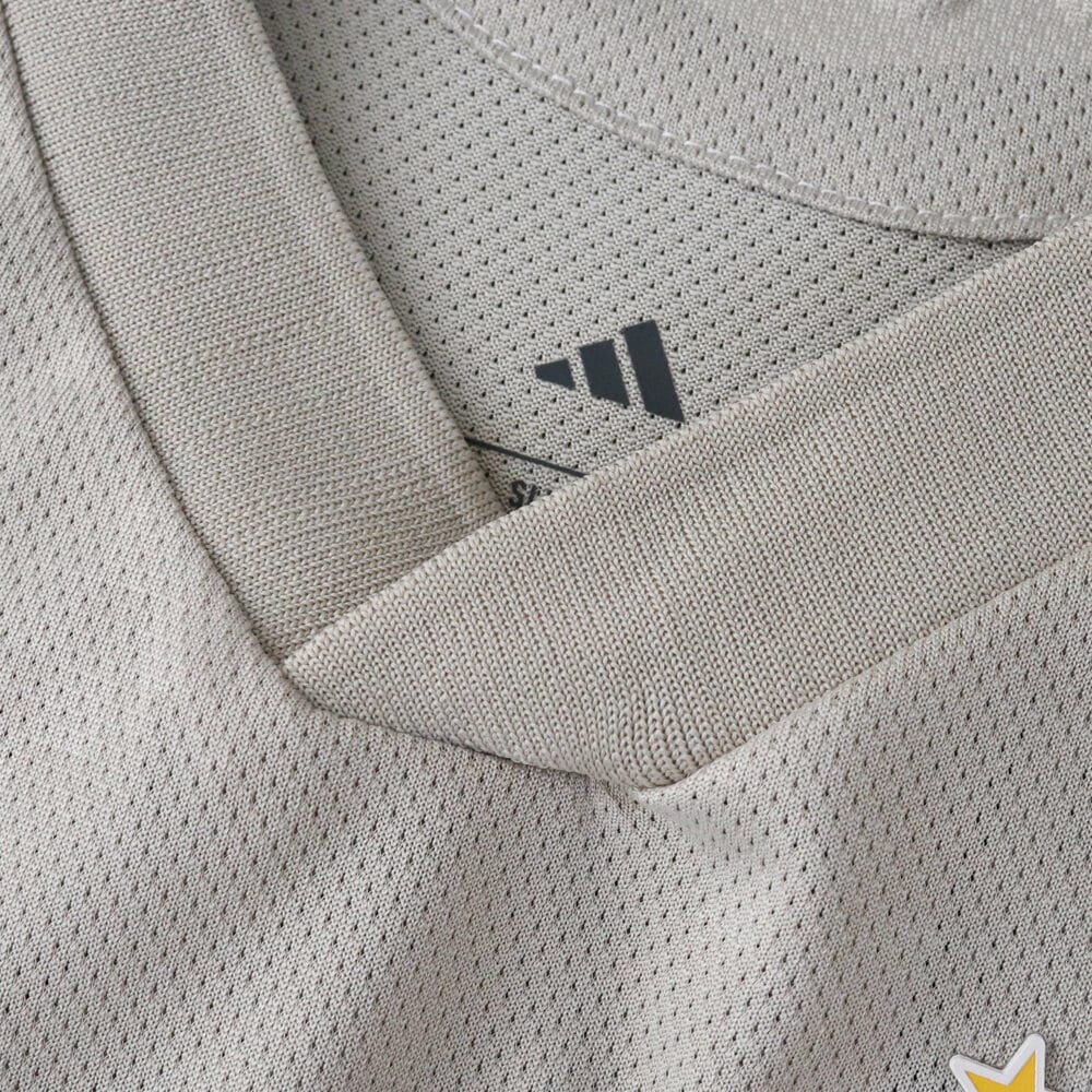 Close-up of the SL Benfica 2025/26 Away Player Version jersey collar showing mesh texture and Adidas logo.
