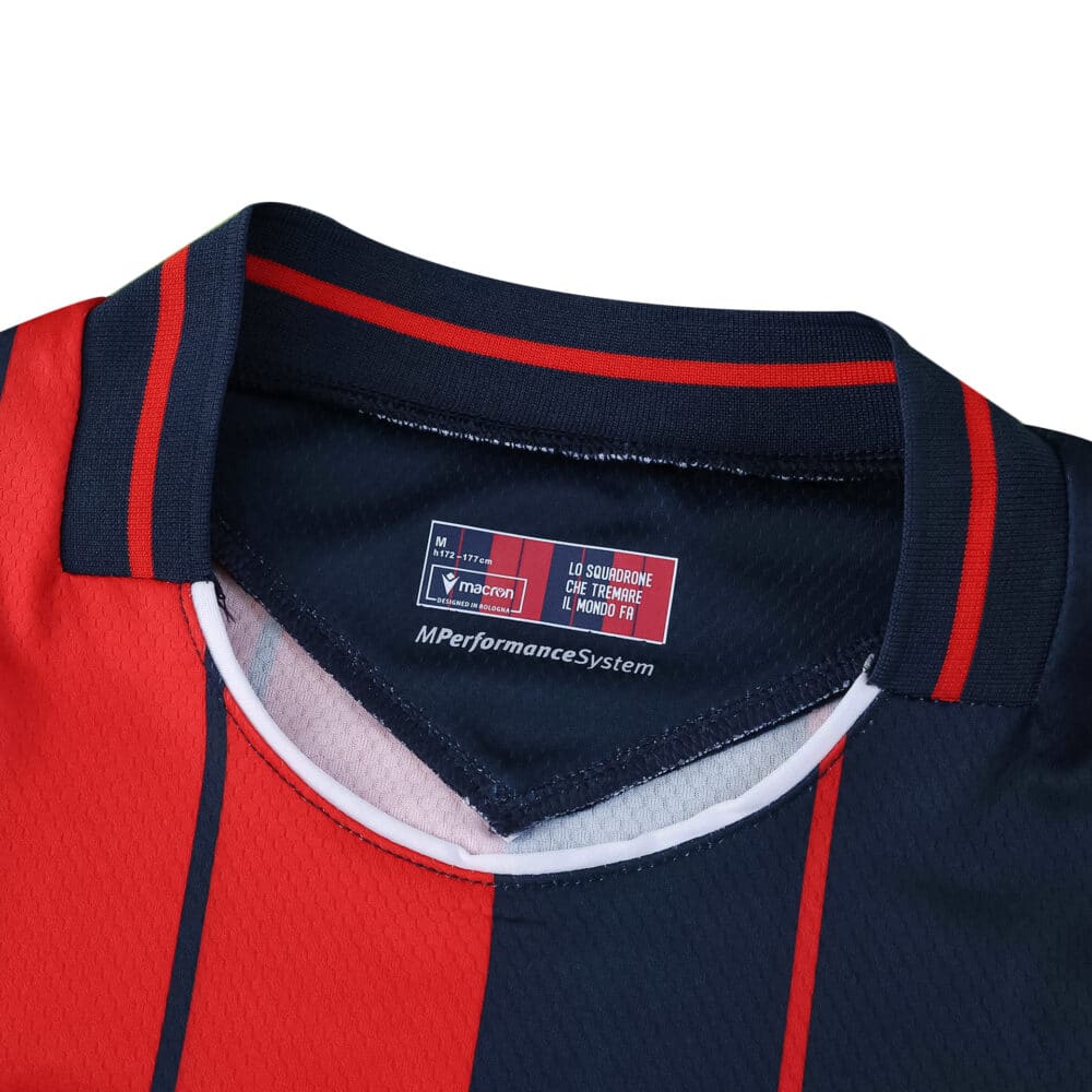 Close-up of the Bologna Home 2025/26 Fan Version jersey collar, showing red and navy stripes.