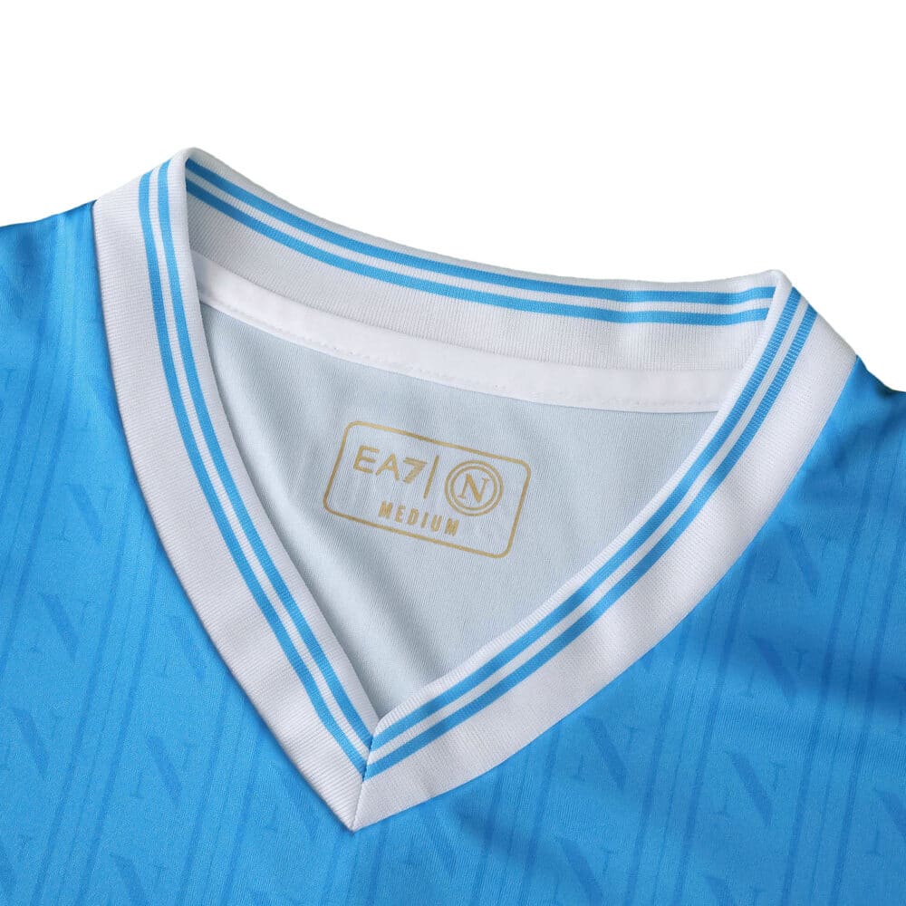 Close-up of the Napoli Home 2025/26 Fan Version jersey collar with blue and white trim.